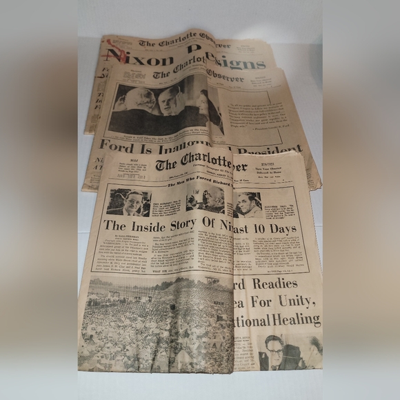 LOT OF 7 VINTAGE 1973 CHARLOTTE OBSERVER NEWPAPERS PRES NIXON WATERGATE SCANDAL - Picture 2 of 8